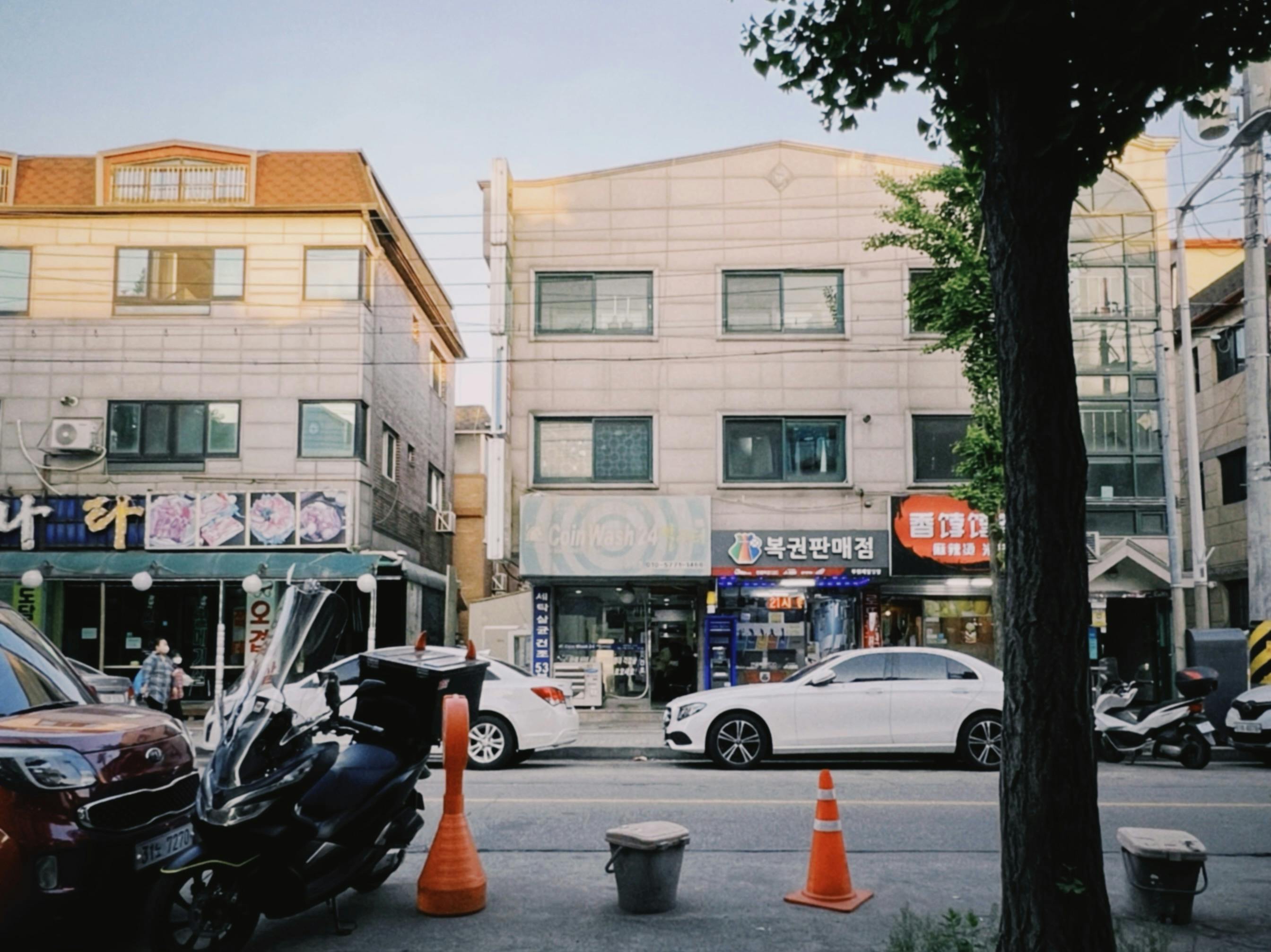 總店、車站分店、2 號店，在外國人眼中看起來都是同一家店